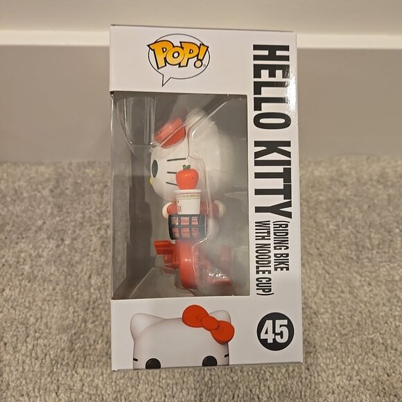 Funko Pop! Vinyl: Sanrio - Hello Kitty (Riding Bike with Noodle Cup) #45 - Picture 2 of 6